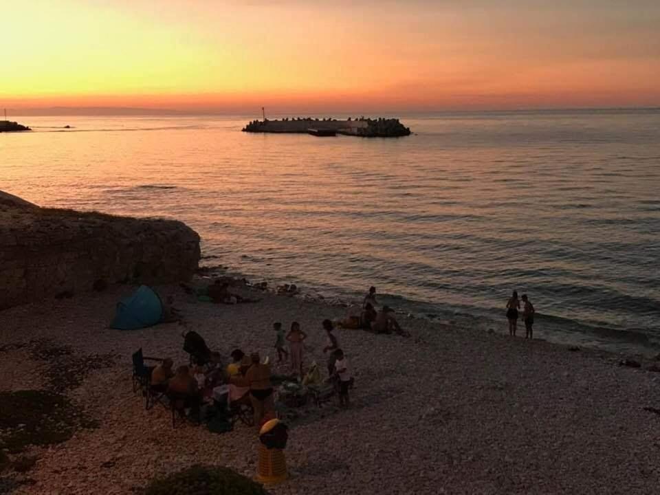 Villa Swamy Bisceglie Eksteriør bilde